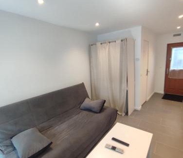 Claye-Souilly Apartment | Studio 27m2 77410 Claye Souilly CDG Disney Astérix