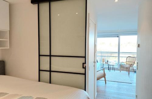 Bredene Apartment | Studio 3 Bredene met strandcabine