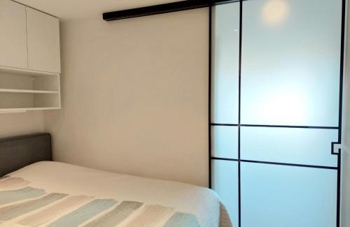 Bredene Apartment | Studio 3 Bredene met strandcabine