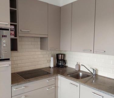 Bredene Apartment | Studio 3 Bredene met strandcabine