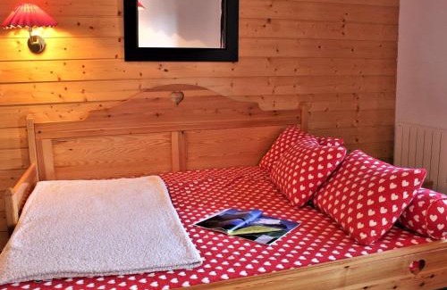 Risoul Apartment | Studio 3 couchages près des pistes, balcon, piscine, sauna, WiFi inclus, casier à ski - Risoul 1850 - FR-1-330-238