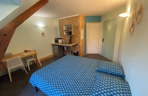 Cherbourg-en-Cotentin Apartment | Studio 3 "les moulins" in the town center