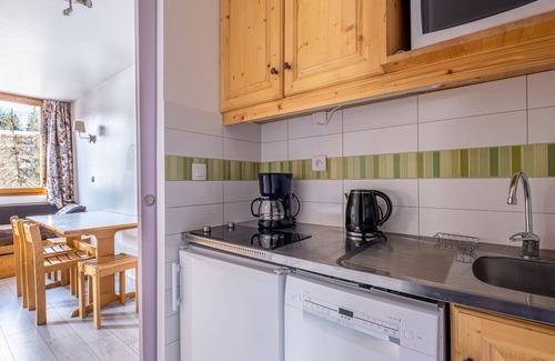 Doucy-Combelouviere Apartment | Studio 3 ppl, ski runs view, ski lifts at 50m