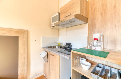 Arvillard Apartment | Studio '306' with shared pool, shared terrace and Wi-Fi