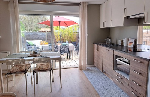 Lege-Cap-Ferret Apartment | Studio 35m2 au calme, idéalement placé dans le village de Lège Bourg