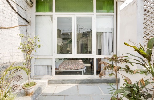 New Delhi Apartment | Studio 37 with private balcony