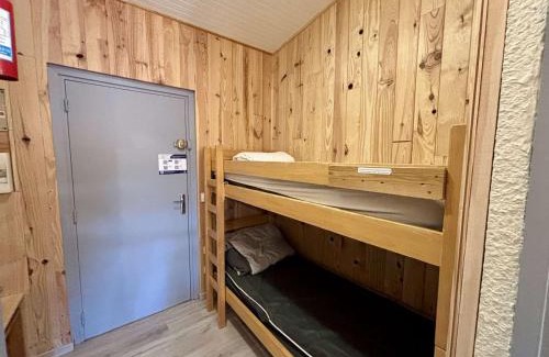 Jeux Apartment | Studio 4 pers, balcon sud, centre station, proche pistes et commerces - Alpe d'Huez - FR-1-405-43