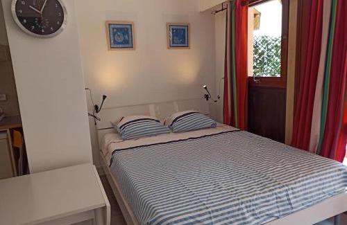 Prado - Republique Apartment | Studio 4 pers, terrasse, climatisation, parking inclus