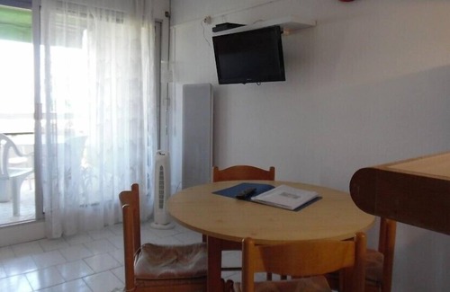 La Cote Radieuse Apartment | Studio 4 Personnes Rénové Face mer Terrasses du Levant