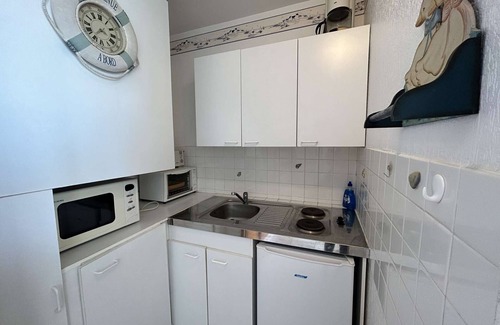Saint-Jean-de-Monts Apartment | Studio 4 ppl with balcony, parking, linen included
