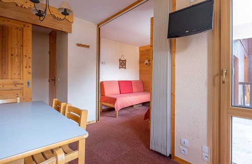 Doucy-Combelouviere Apartment | Studio 4 ppl near the ski runs, ski lifts at 50m