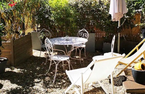 Salin-de-Giraud Apartment | STUDIO 40 M2 SALIN DE GIRAUD EN CAMARGUE