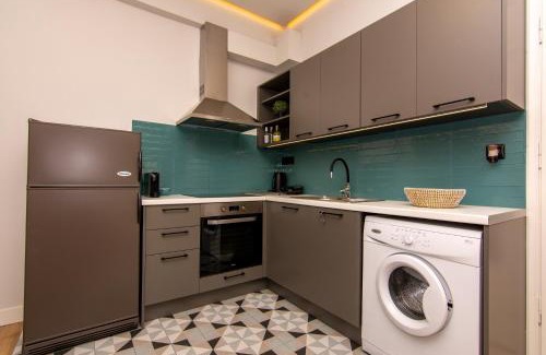 Kalamata Apartment | STUDIO 48, COZY APARTMENT IN KALAMATA CITY CENTER