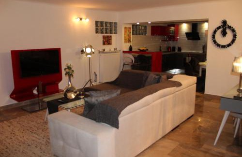 Panorama Apartment | Studio 48