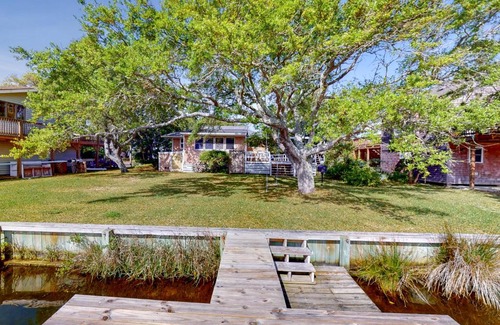 Brigands' Bay House | Studio 54 #282-F