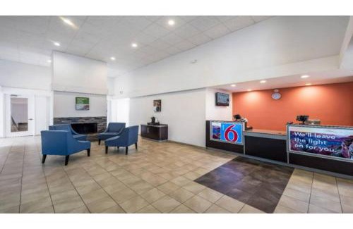 Irving Hotel | Studio 6 Irving, TX - Irving DFW Airport East