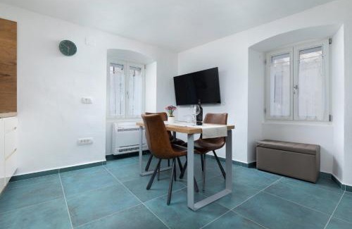Baska Apartment | Studio, 70 steps from the beach