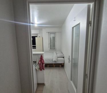 Suresnes Apartment | Studio a Suresnes