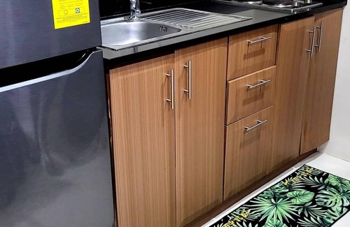 Pasay Apartment | Studio across T3 Airport + WiFi & Netflix