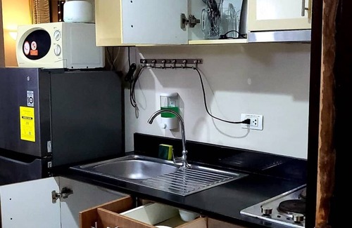 Pasay Apartment | Studio across T3 Airport + WiFi & Netflix