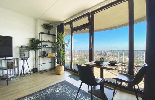 Antonsviertel Apartment | Studio an der Kongresshalle mit Blick über die Stadt