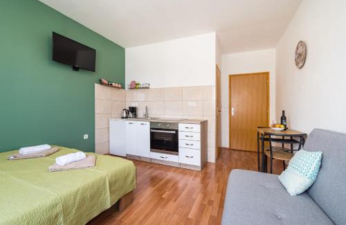 Zadar Old Town Apartment | Studio and Rooms Zadar City Wall