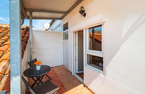 Zadar Old Town Apartment | Studio and Rooms Zadar City Wall