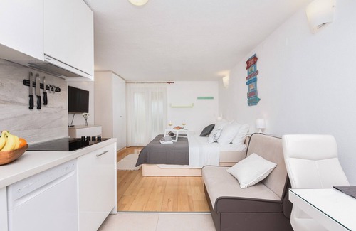 Sveti Petar Apartment | Studio apartment with garden view