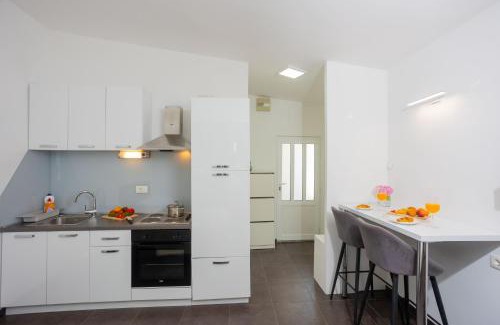 Kastel Stari Apartment | Studio apartman Maris