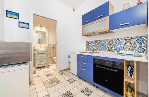 Marina District House | Studio Apartment 'Alla Marina Monolocale Deluxe' with Balcony, Wi-Fi and Air Conditioning