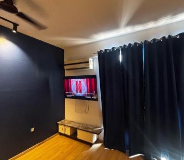Gomti Nagar Apartment | Studio apartment by Stayease