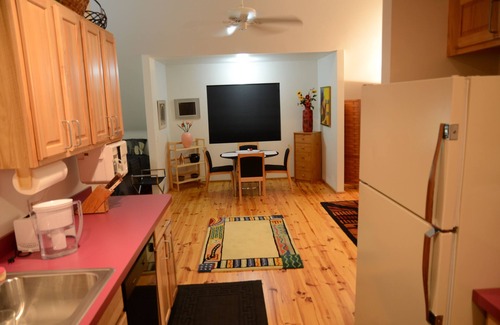 Boyne City Apartment | Studio apartment close to Boyne Mountain with 2 addl bedrooms sleeps 6
