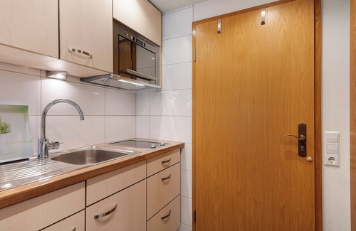 Bad Bellingen Apartment | Studio Apartment 'Apartment 1' with Private Terrace and Wi-Fi