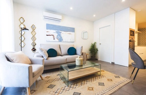 Distrito Sur Apartment | Studio Apartment 'Flores De Cordoba Gitanilla 2' with Wi-Fi and Air Conditioning