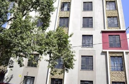 Nairobi West Apartment | Studio Apartment,hot water available, National park 10 mins drive.