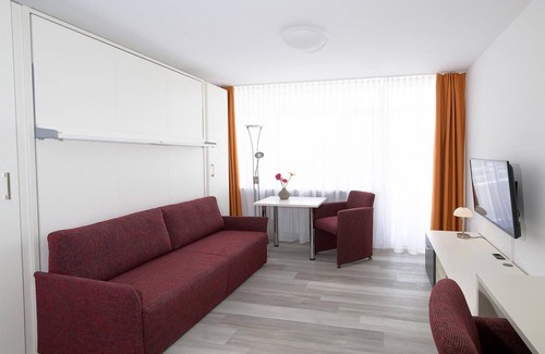 Furstenfeldbruck District Apartment | Studio Apartment 'Huber Living Basic 102' with Balcony and Wi-Fi