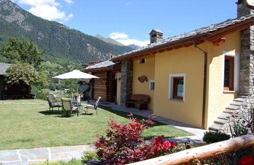 Les Cretes Apartment | Studio apartment in Aosta Valley