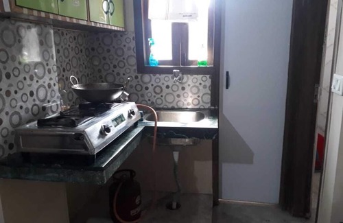 Malviya Nagar Apartment | Studio apartment overlooking Select City Walk Mall