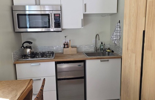 Seahurst Apartment | Studio apartment in Seahurst w/access to the Salish Sea