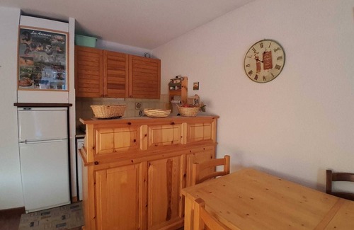 Nevache Apartment | Studio apartment in the mountains (1600 m.a.s.l.) Full southern exposure