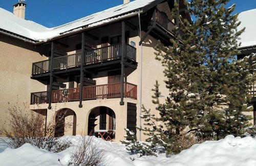 Nevache Apartment | Studio apartment in the mountains (1600 m.a.s.l.) Full southern exposure