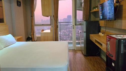 Old Jakarta Apartment | Studio Apartment JiExpo Kemayoran View -Min Stay 3 nights-