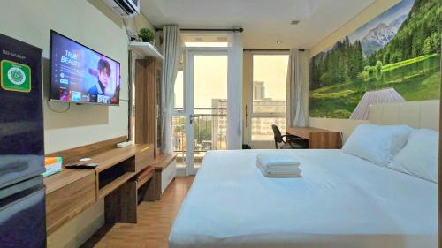 Old Jakarta Apartment | Studio Apartment JiExpo Kemayoran View -Min Stay 3 nights-