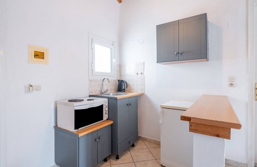 Kavos Apartment | Studio Apartment 'Kavos Panorama 111' with Sea View, Wi-Fi