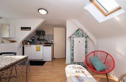 Theix-Noyalo Apartment | Studio Apartment 'L'idéal Proche Mer Et Vannes' with Wi-Fi