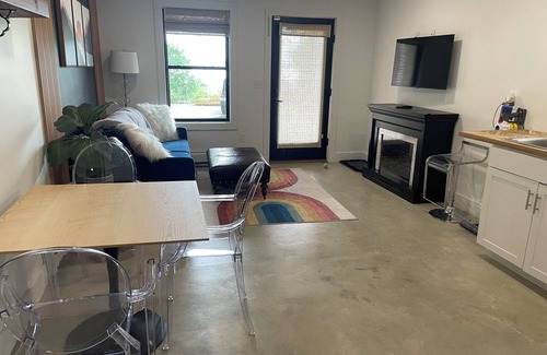 Winthrop Apartment | Studio apartment Maine Lake Cobbessee Fishing Swimining boating