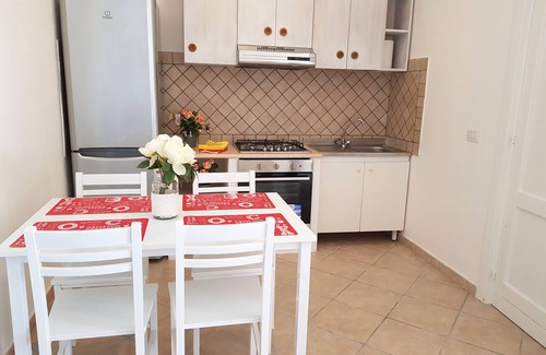 Badesi Apartment | Studio apartment Mare with barbecue, terrace in the centre of the village