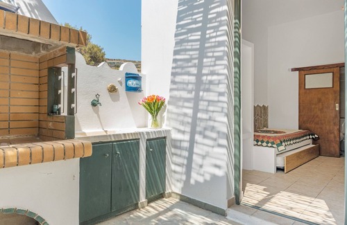 Merichas Apartment | Studio Apartment 'Mouria' with Sea View, Wi-Fi and Air Conditioning