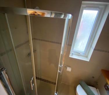 Banstead Apartment | Studio apartment near Sutton, Croydon