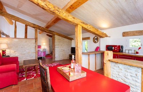 Beauville Apartment | Studio apartment over looking the beautiful French countryside.